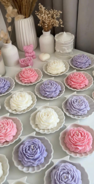 ÇİÇEK ŞEKLİNDE MUM 